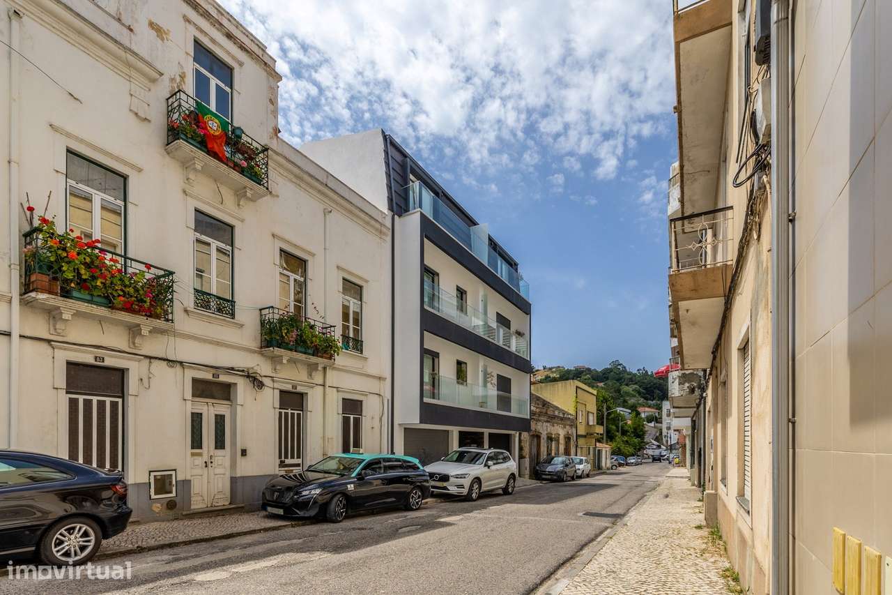 Moradia em Banda T3 Venda em Alcobaça e Vestiaria,Alcobaça-1