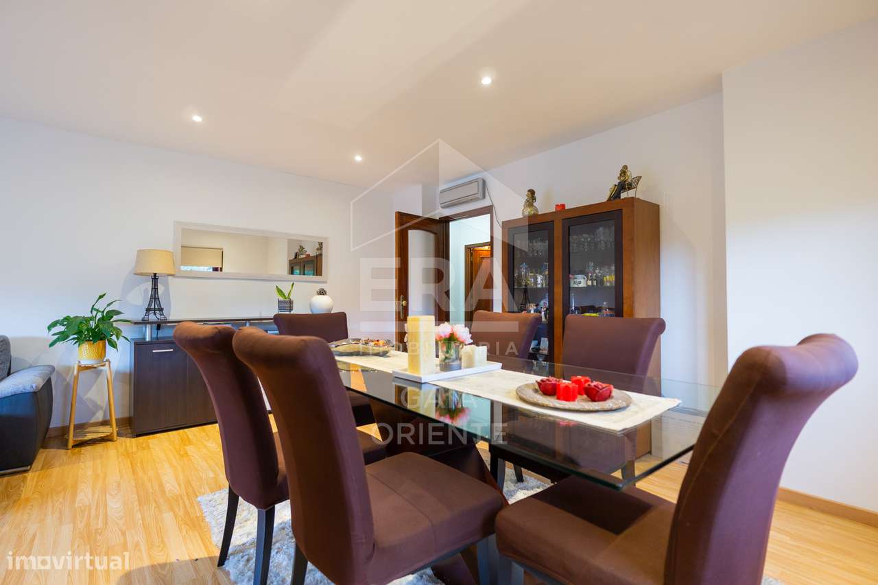 Apartamento T3 com Excelentes Áreas em Oliveira do Douro-8