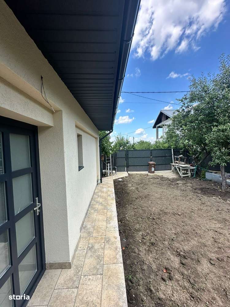 Casa cu 4 camere Vladiceni-10