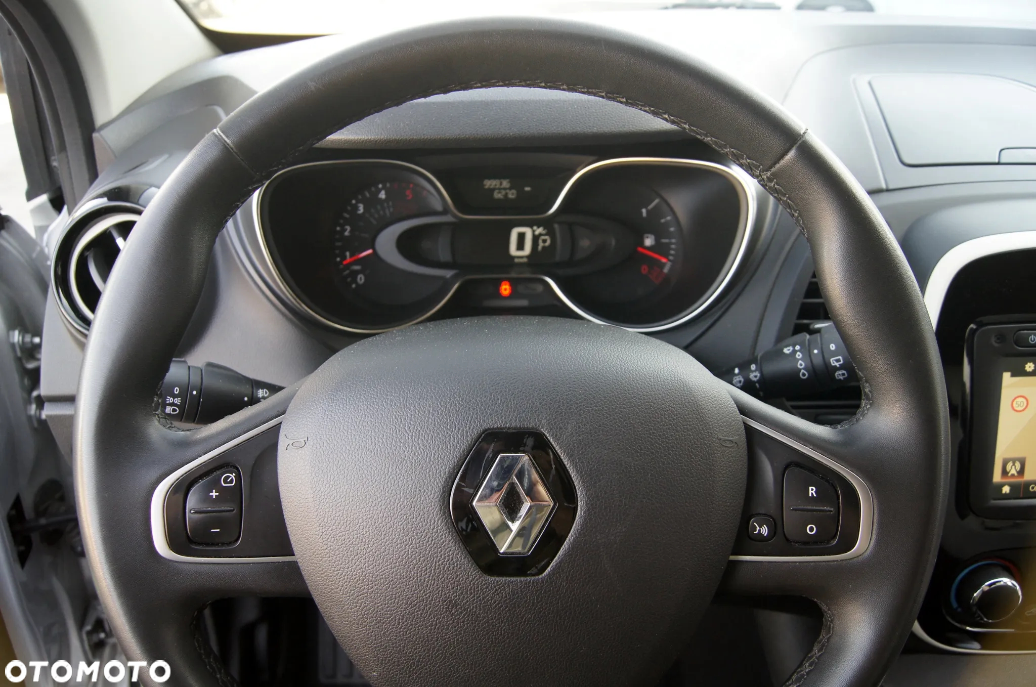Renault Captur 1.5 dCi Intens EDC - 12