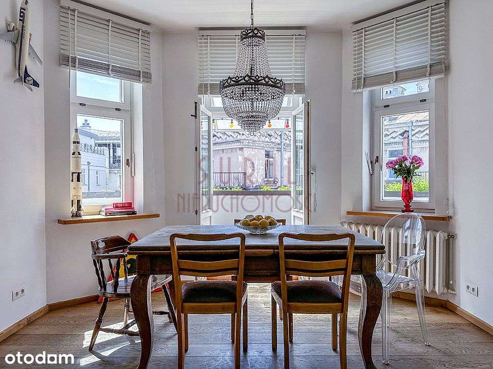 Przy Al. Przyjaciół/taras 25m2/winda/klimat-1