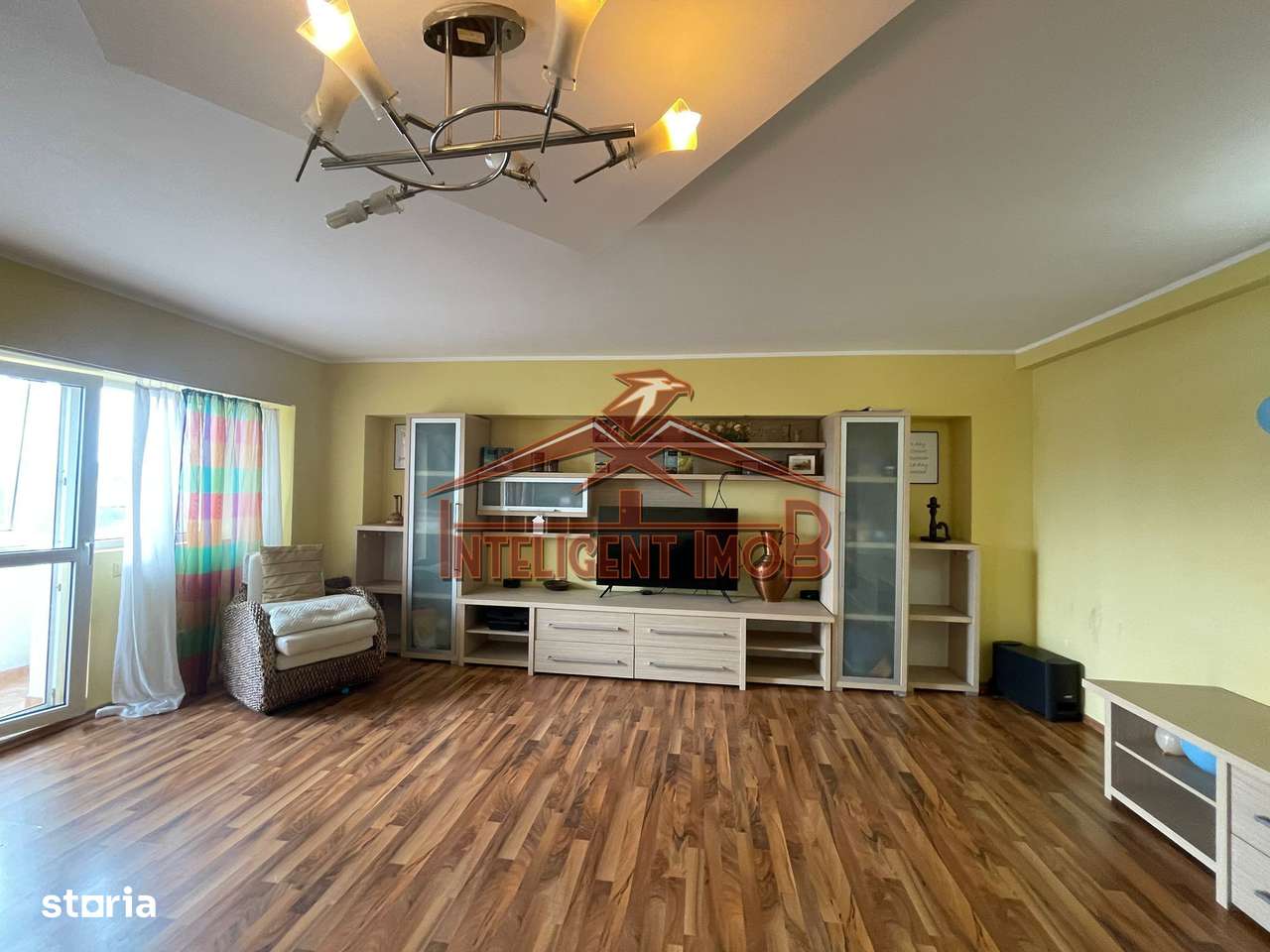 Apartament Spațios 120mp, cu 4 Camere, 2 Băi și 3 Balcoane în Făgăraș-4
