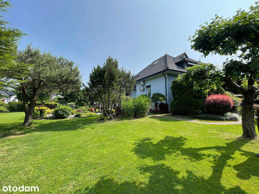 Komfortowy dom na sprzedaż lub najem-19