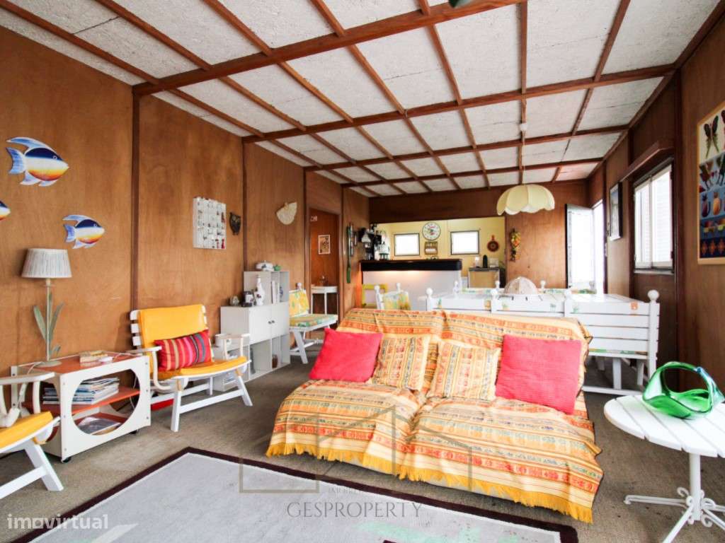 Casa de Madeira, em lote com 400m2, na Lagoa de Albufeira - Sesimbra-11