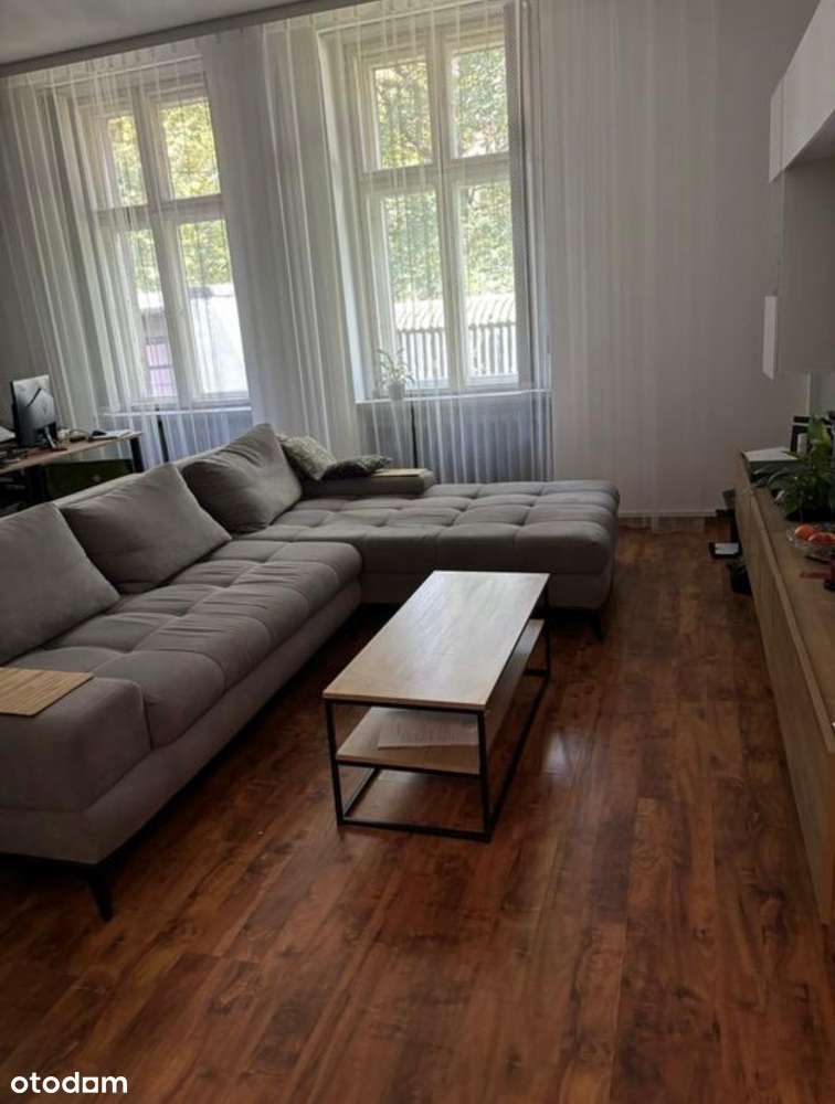 Mieszkanie  na sprzedaż - Bytom Centrum-0