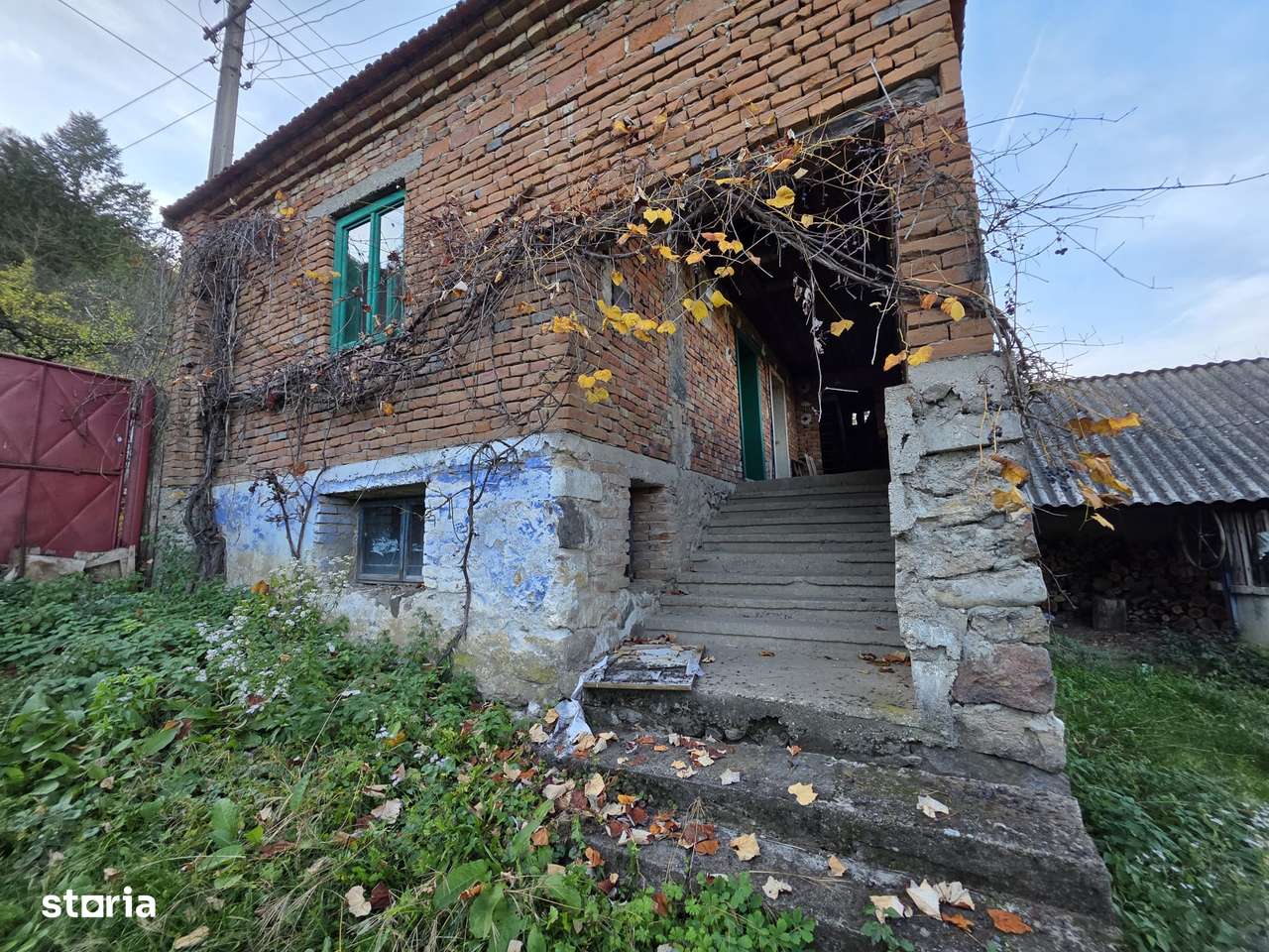 Casă de vânzare în loc Tisa, jud. Hunedoara – doar 37 de min de Deva.-2