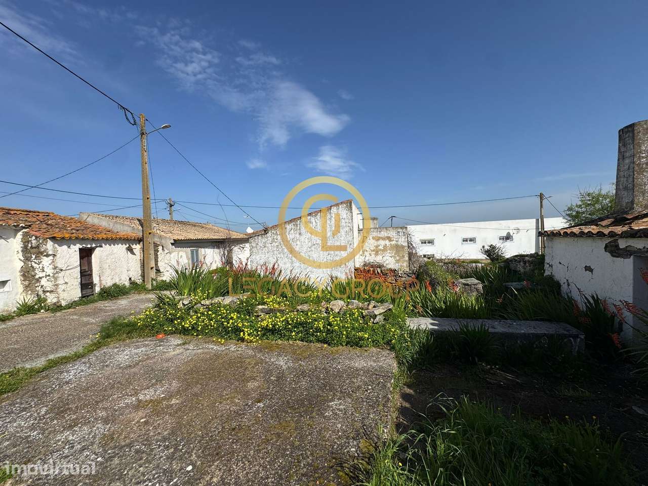 Moradia para recuperar com terreno urbano – Tacões, Alcoutim-7