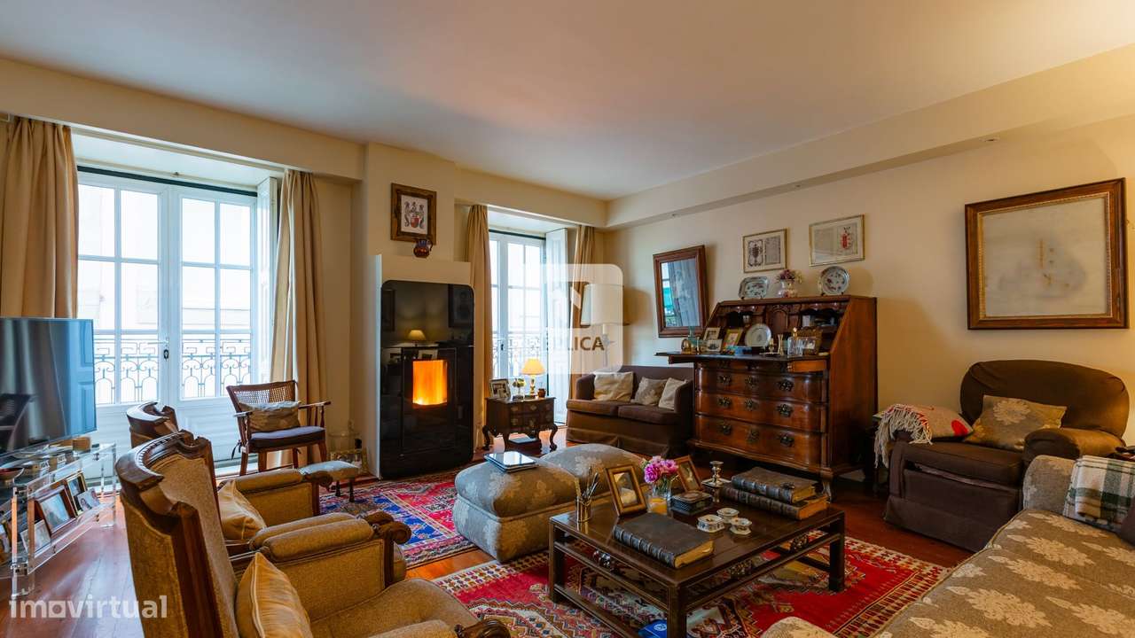 Moradia T3 na Foz Velha com logradouro 78 m2 - Grande imagem: 4/34