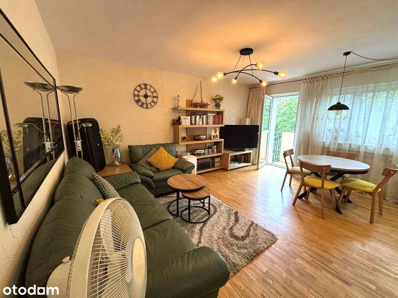 Przestronne 4-pokojowe mieszkanie z balkonem na Starych Bielanach-4