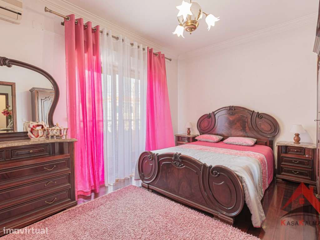 Moradia Isolada T4 com Aproveitamento de Sótão - Quinta do Conde-53