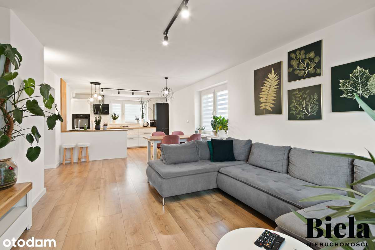 Duży dom wolnostojący 4 sypialnie + salon, garaż, piwnica, Maślice-8