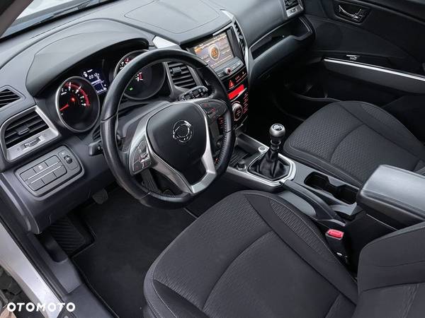 SsangYong Tivoli 1.6 Crystal - 23