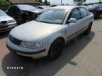 VOLKSWAGEN PASSAT B5 SEDAN 1997 LB7Z 1.6 8V AHL 101KM DCN SREBRNY na części - 1