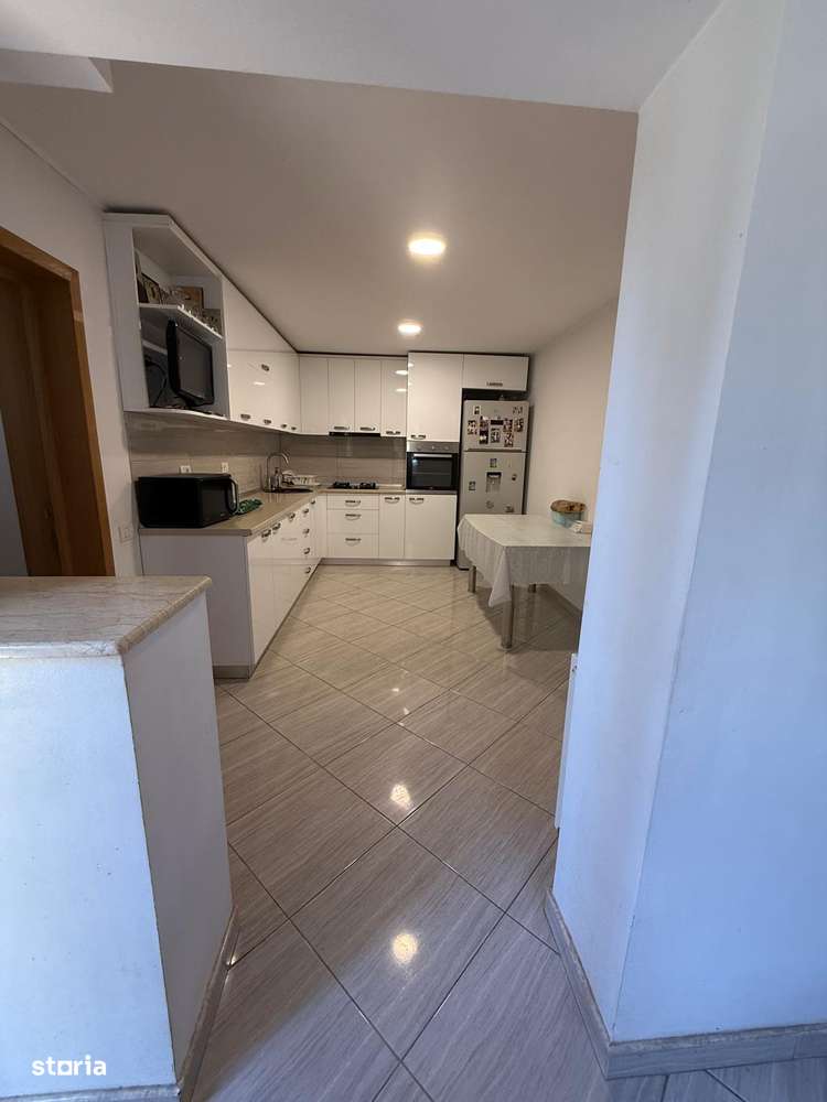 Primarie Popesti/Casa individuala - Mobilata si Utilata - Imagine principală: 4/20