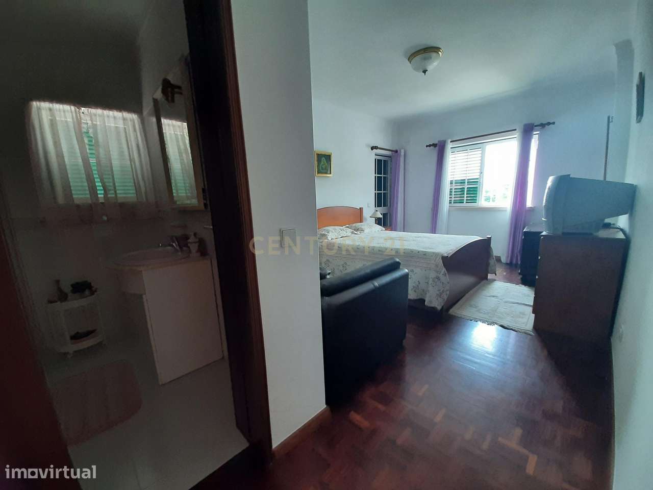 Espetacular Moradia T3 em Lousa com Garagem e Varandas-32