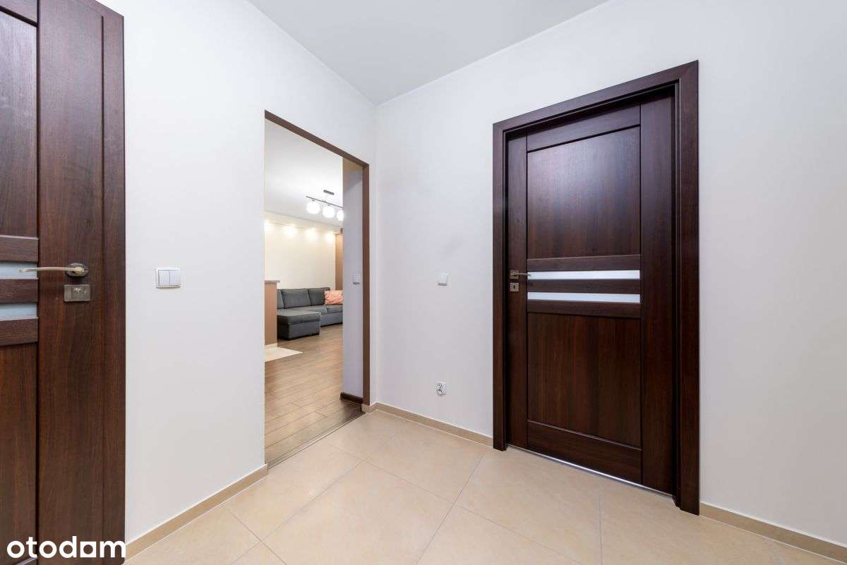 Wygoda, taras i świetna lokalizacja!-11