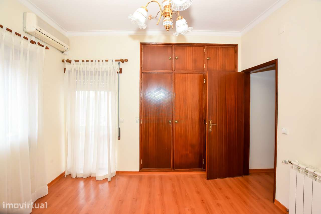 Residencial com 17 Quartos em Videla - Torres Novas-55