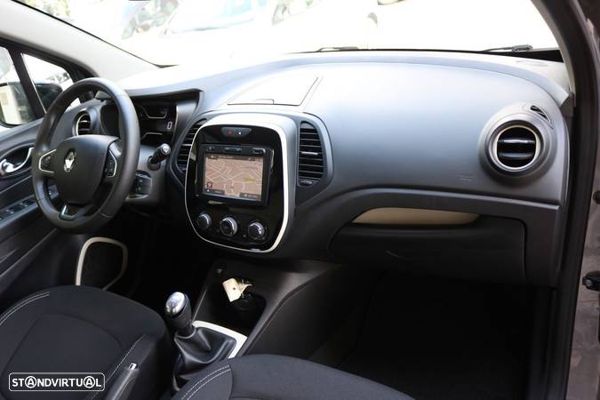 Renault Captur 1.5 dCi Exclusive - 19