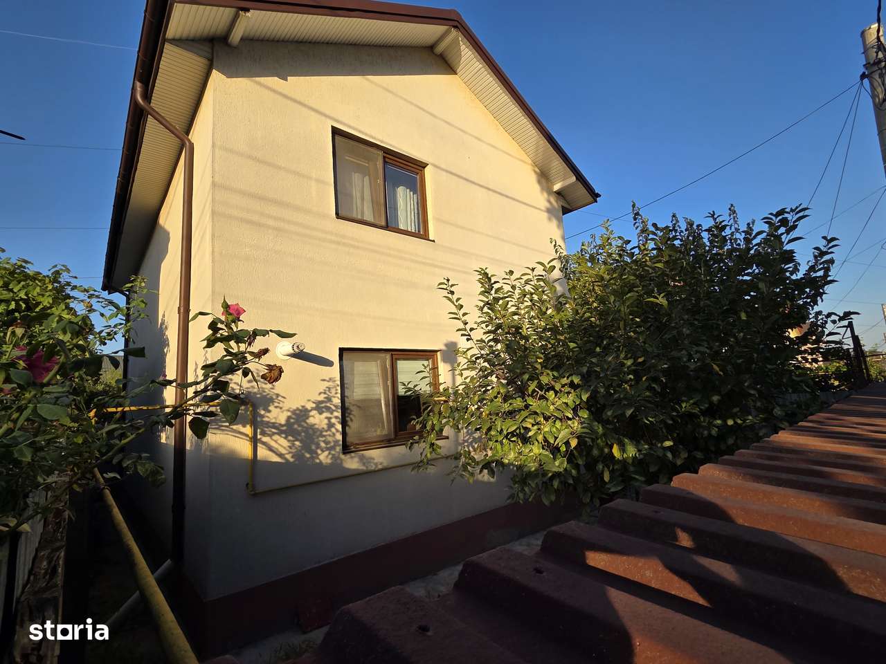 Casă primitoare, 105 m² și curte proprie, în Pantelimon,  comision 0%-18