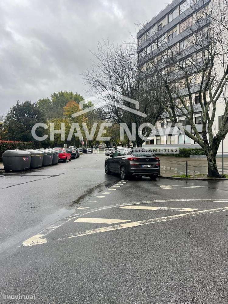 Apartamento T4 - Ramalde - Grande imagem: 4/6