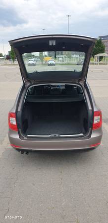 Skoda Superb 1.6 TDI Active DSG - 14