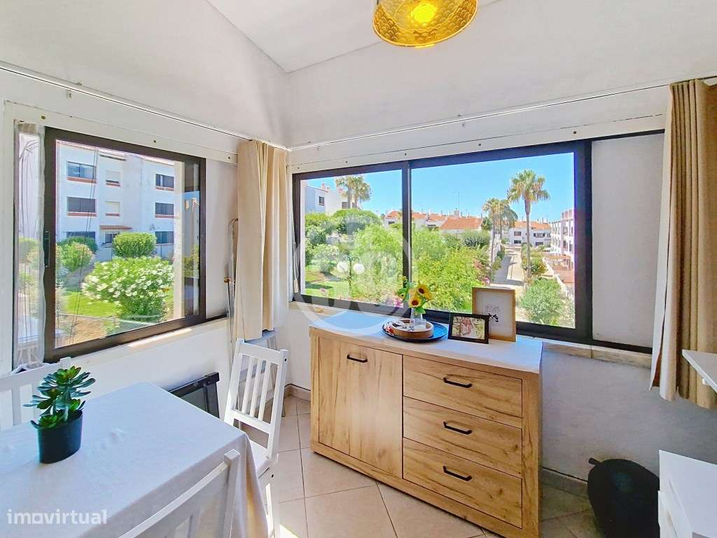 Apartamento duplex com 3 quartos, parqueamento privado e inserido n...-11