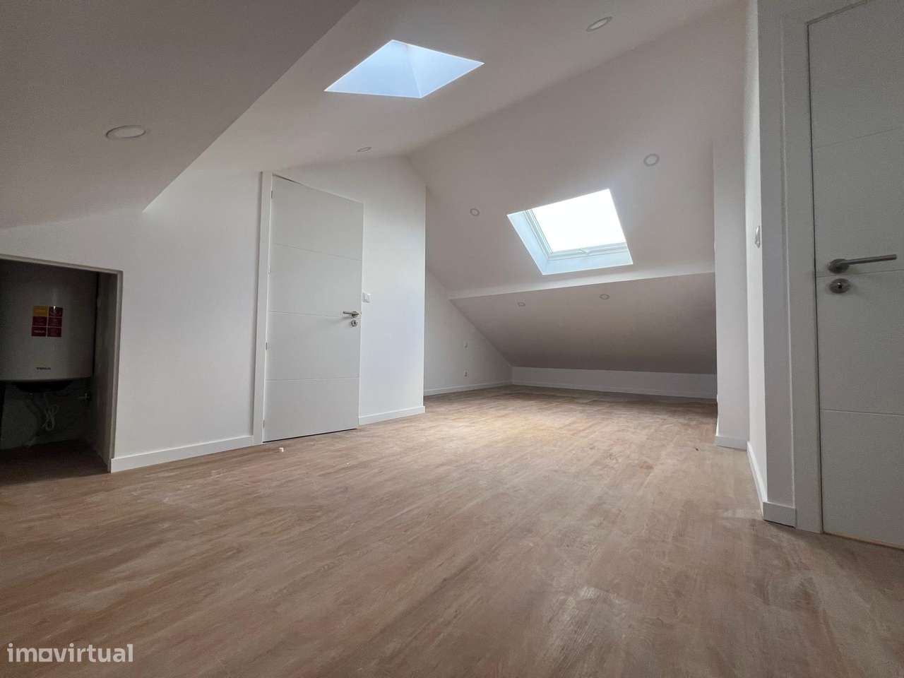 Excelente Duplex T2+1 em Salvaterra de Magos - Grande imagem: 4/20