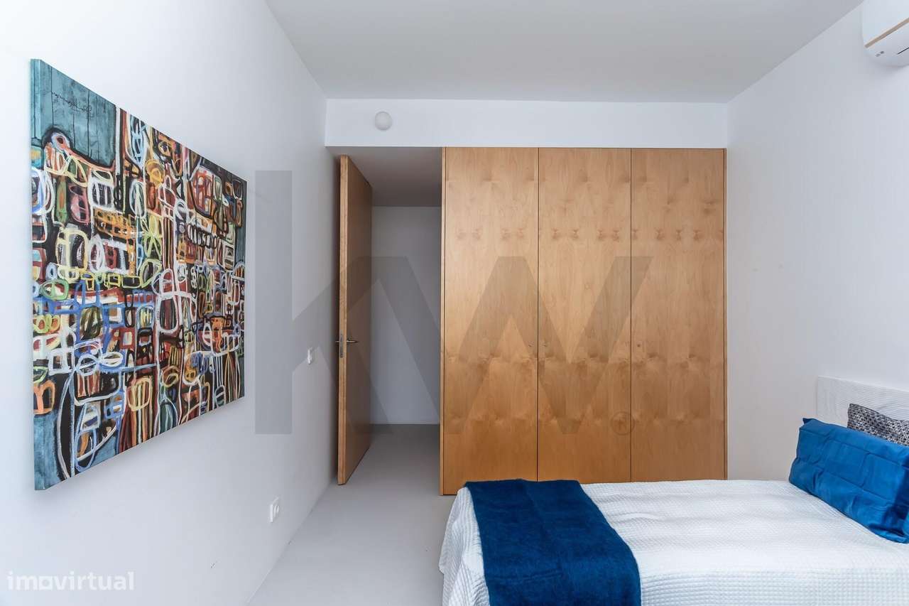 Apartamento T3 Renovado no Condomínio Torres de Lisboa | Laranjeiras S-28