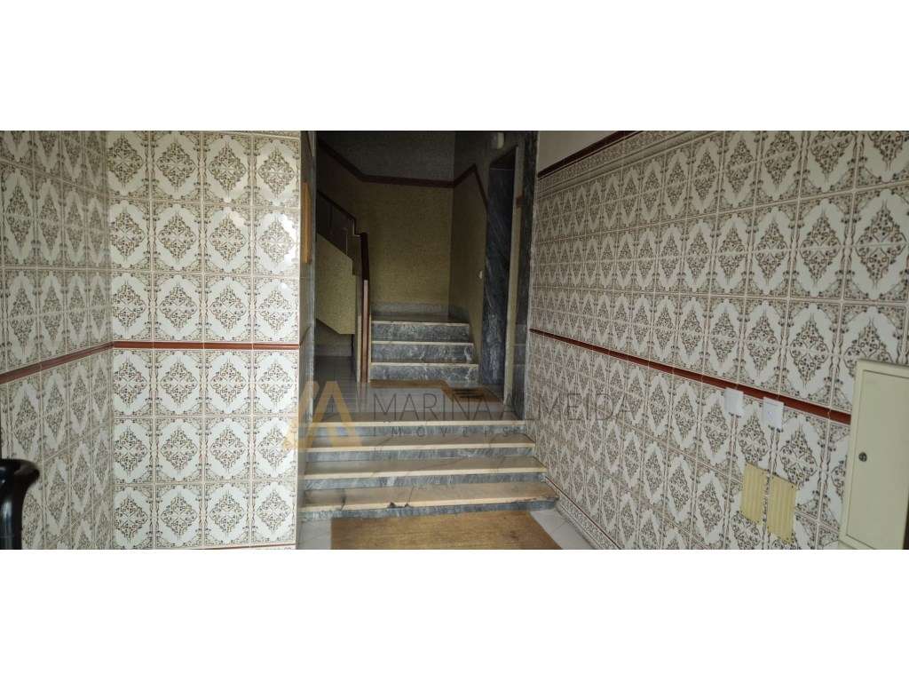 Apartamento t2 ( 3 assoalhadas ), rés do chão com arrecadação, junt...-22