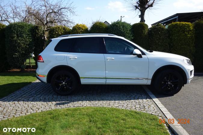 Volkswagen Touareg 3.0 V6 TDI BMT Perfectline R-Style - 6