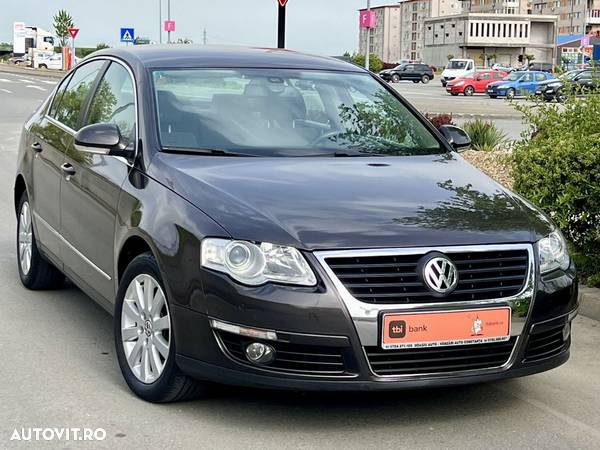 Volkswagen Passat 1.6 TDI DPF BlueMotion Technology Comfortline - 7