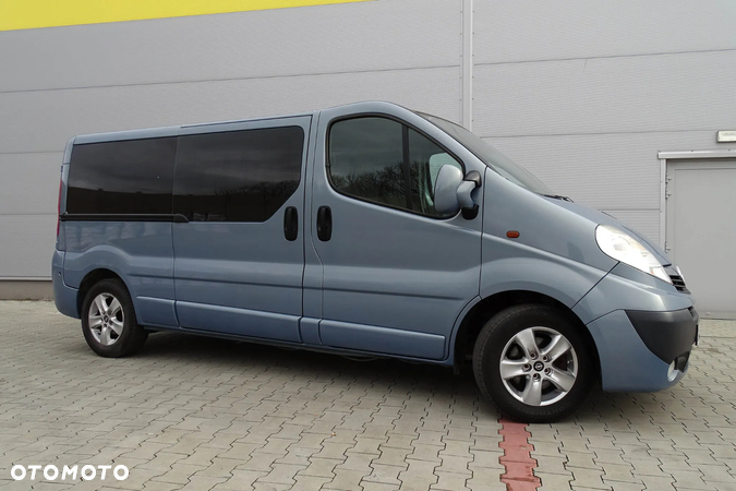 Opel Vivaro 2.5 CDTI L2H1 - 15