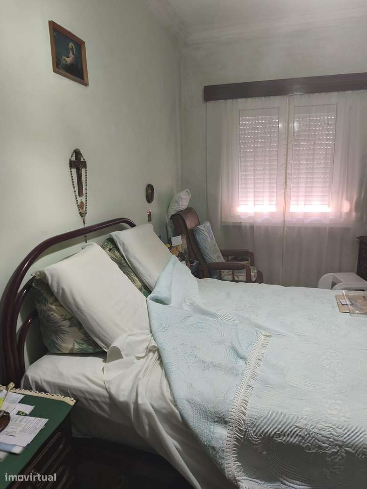 Apartamento T2 no centro da Amadora-5