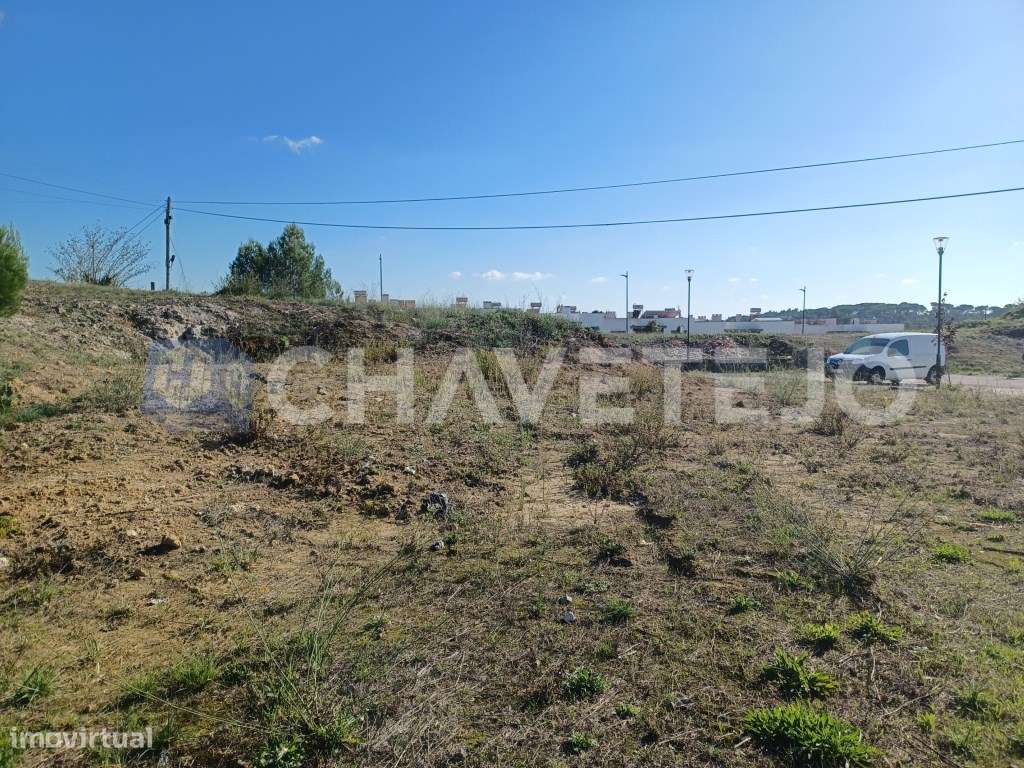 Lote de terreno com 511 m2 a 2 minutos do centro de Tomar. - Grande imagem: 4/4