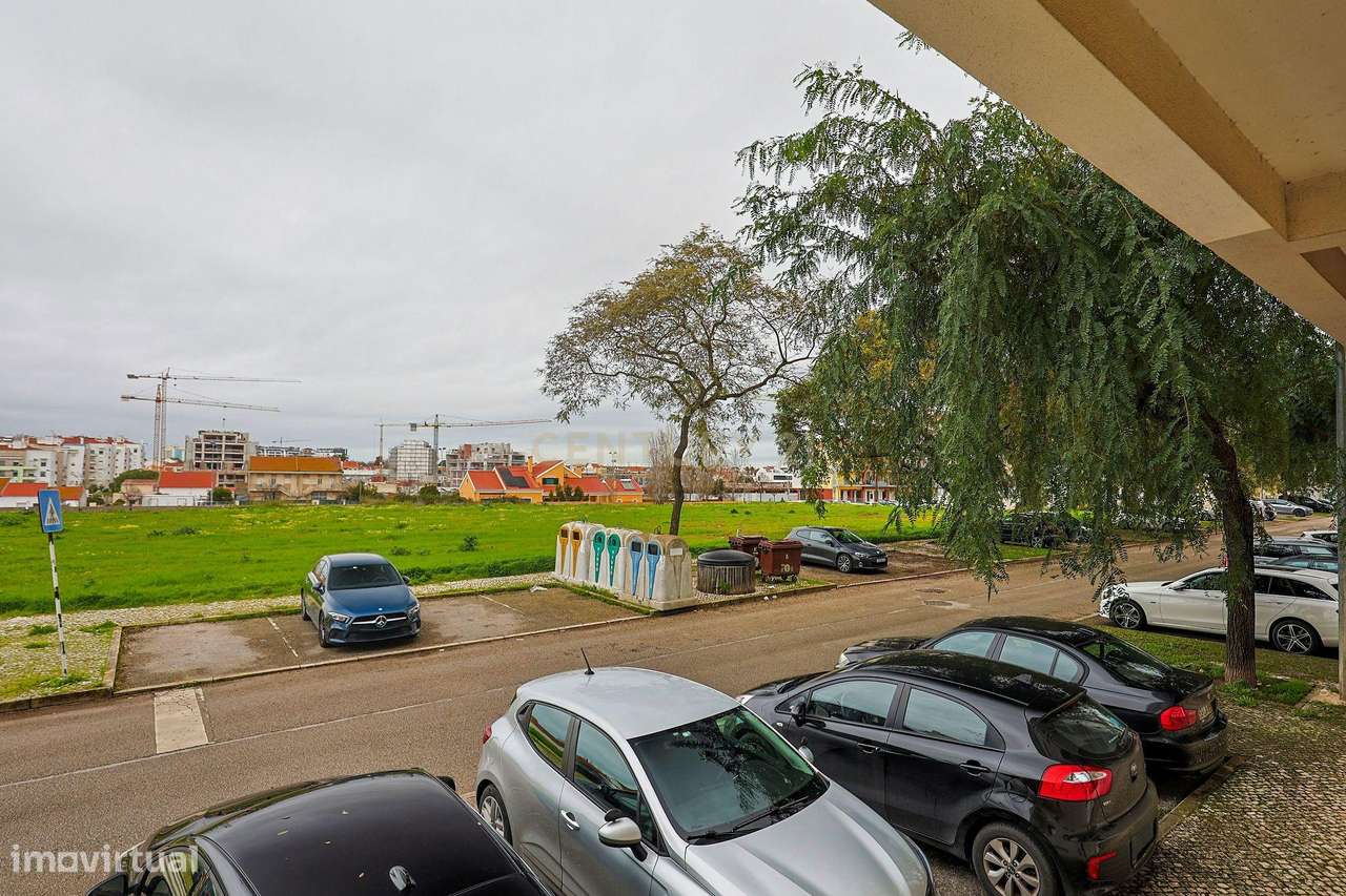 Apartamento T3 à Venda no Montijo-37