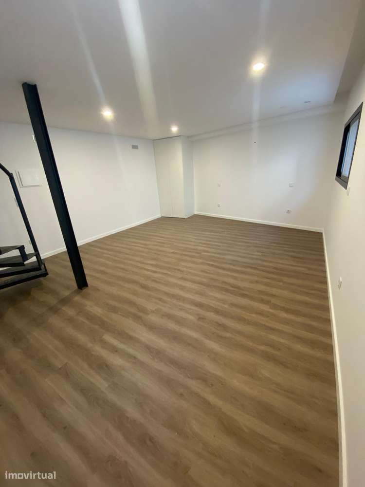 T2+Piso inferior — Sande S. Clemente, Guimarães — 215 000 €-16