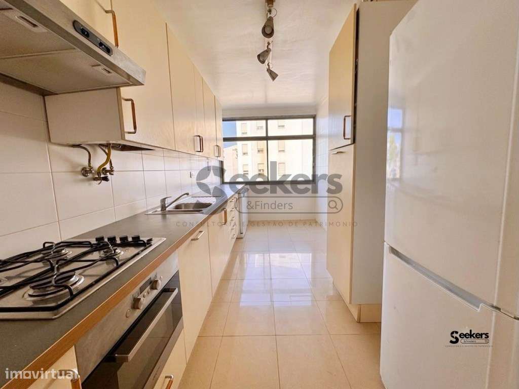 Apartamento T1 no Bairro do Rosário, Cascais - 67 m², Garagem Fecha...-8