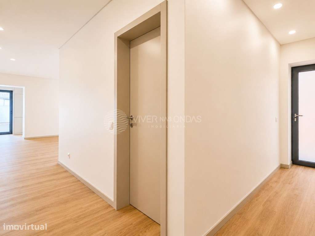 Andar de moradia T3 com áreas Amplas | Terraço | Espinho | Junto ao...-30