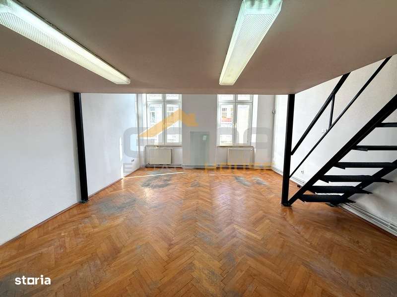 Apartament 3 camere in zona Centrala - Imagine principală: 2/12