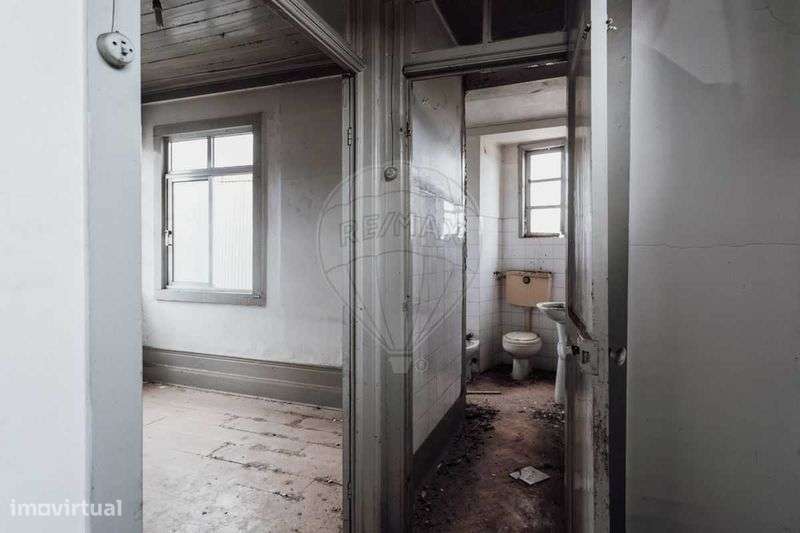 T4 Rua Direita 293, Viseu - Negócio Imperdível - Grande imagem: 4/12