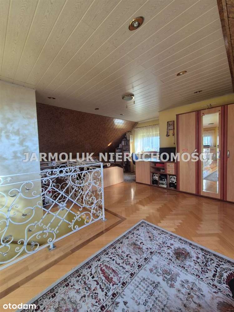 Hala Produkcyjna, dom i budynek biurowy-19