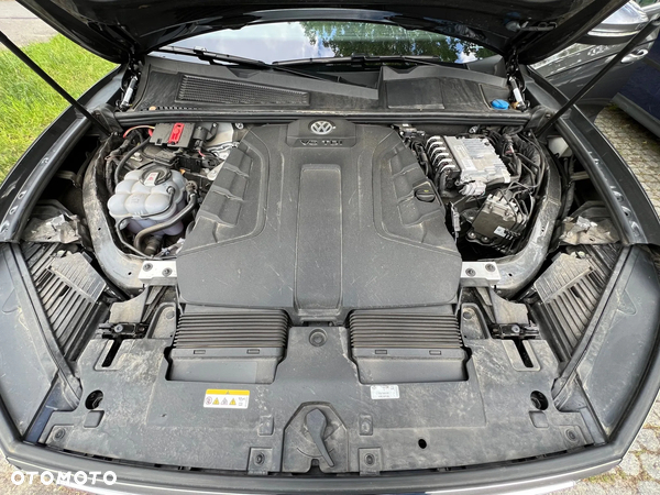Volkswagen Touareg 3.0 V6 TDI SCR 4Mot Elegance - 10