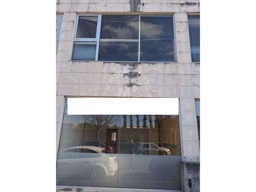 Armazém com licença para Comércio e Indústria - Grande imagem: 2/13