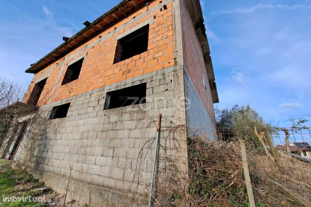 Terreno com projeto aprovado para Construção