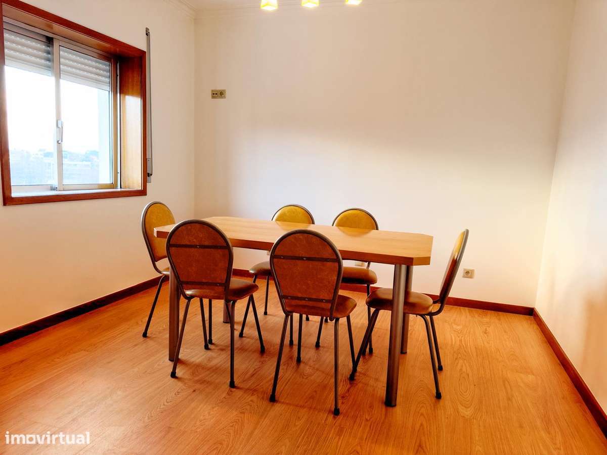 Apartamento T2 em excelente estado – Caldas das Taipas-11