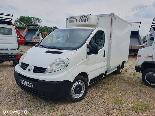 Renault Trafic - 2