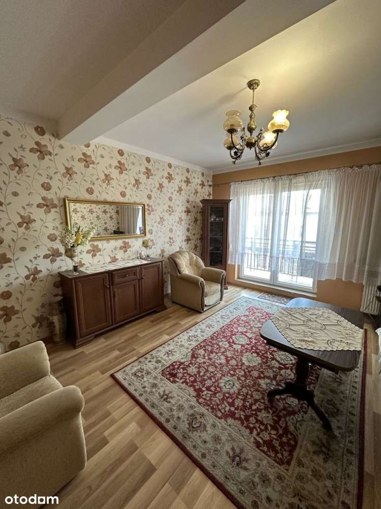 Przestronne 70m2 w centrum| Umeblowane | Nowe budownictwo 2013r-0