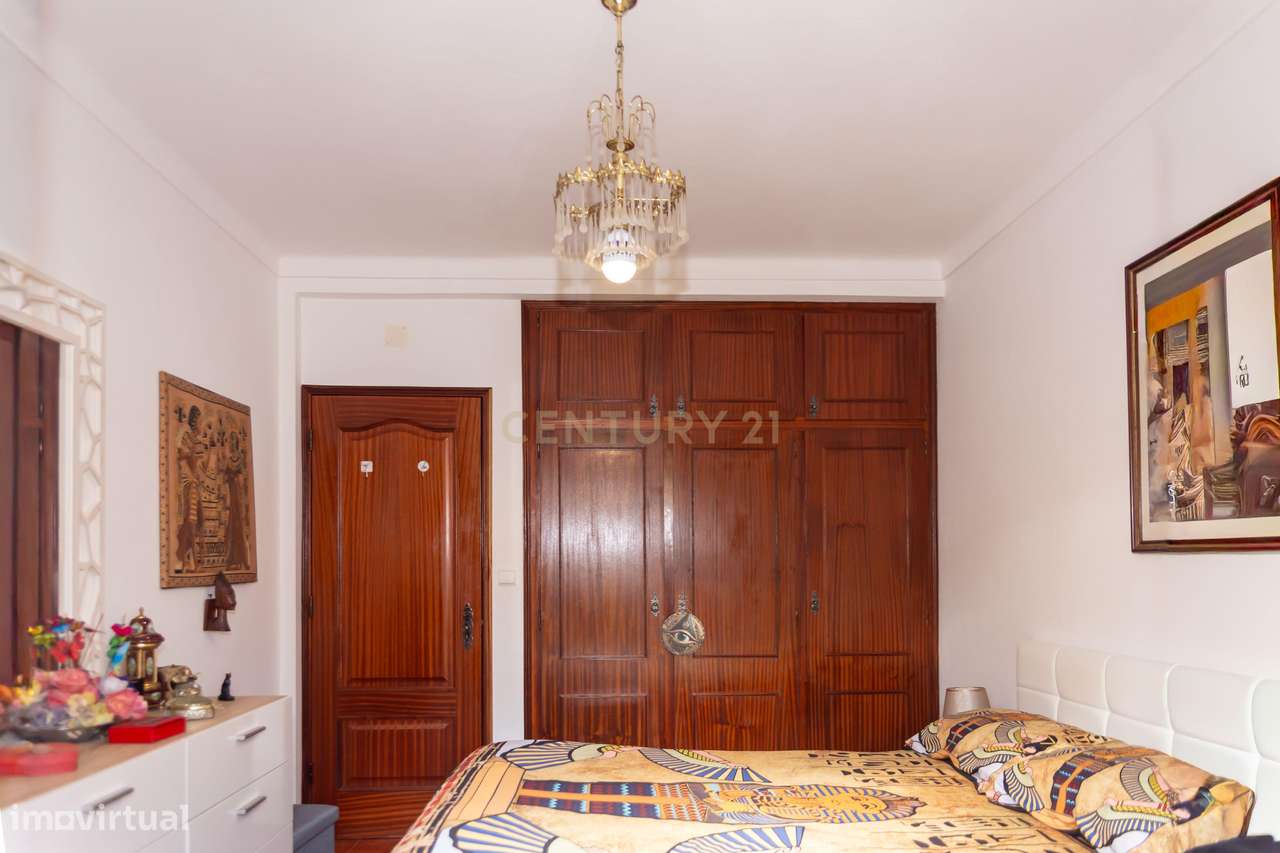 Charmosa Moradia T4 em Estremoz-32