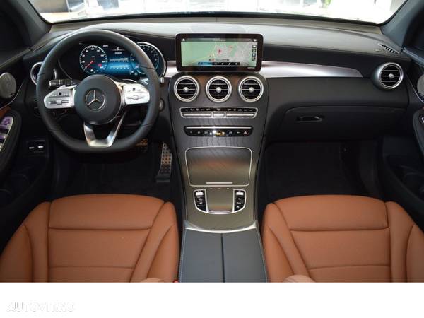 Mercedes-Benz GLC 300 e 4MATIC - 12