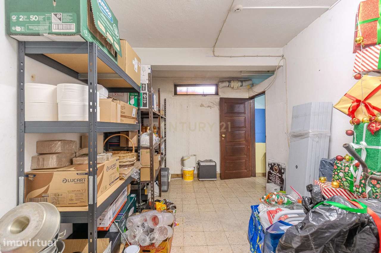 Bar para Trespasse em Albufeira-21